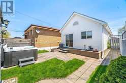 71 BELAND AVENUE N | Hamilton Ontario | Slide Image Thirty-five