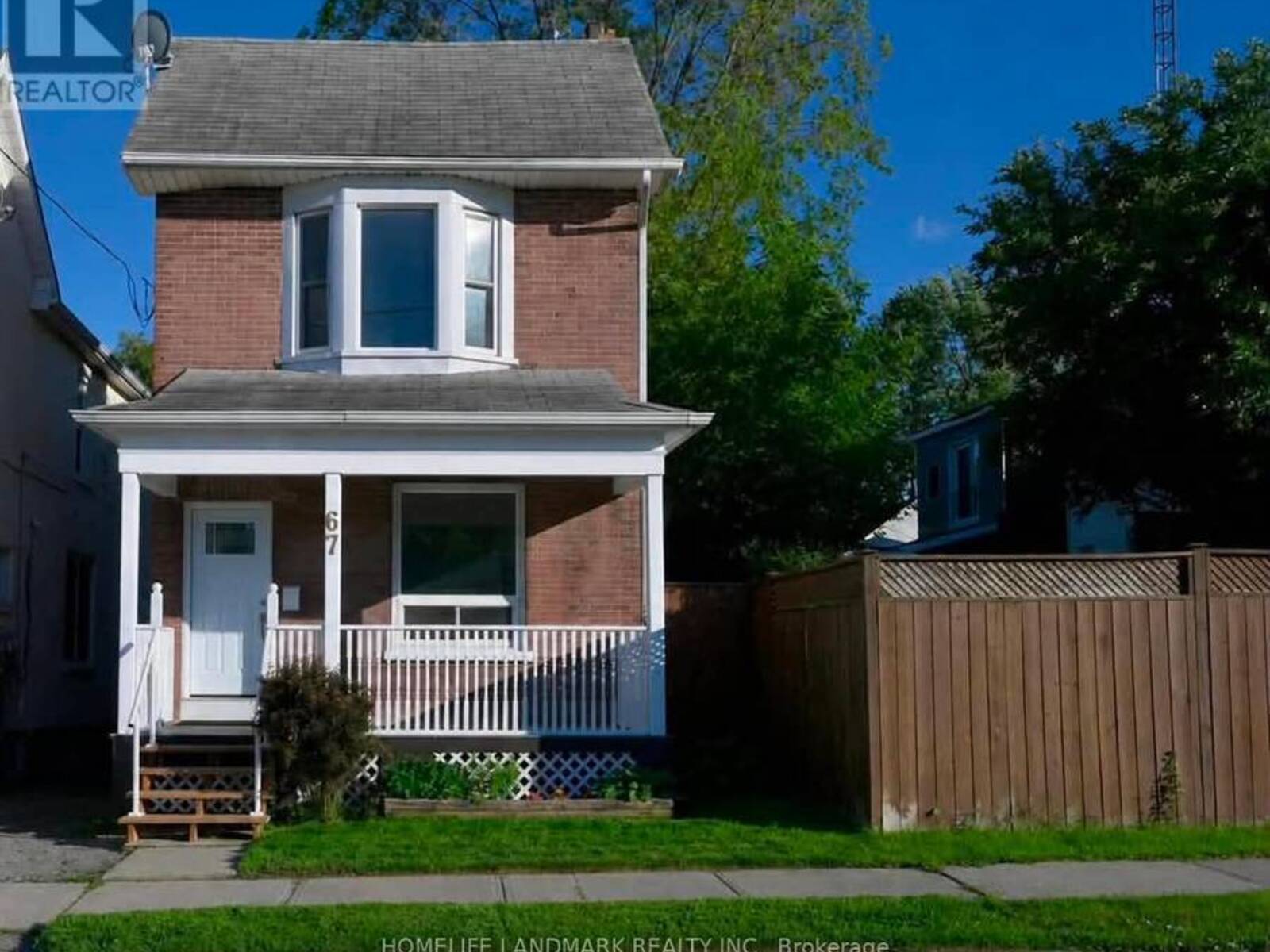 67 BANTING AVENUE, Oshawa, Ontario L1H 2M1