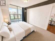 607 - 33 ELM DRIVE W | Mississauga Ontario | Slide Image Eight