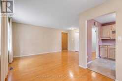 108 FASSETT COURT | Hamilton Ontario | Slide Image Fifteen
