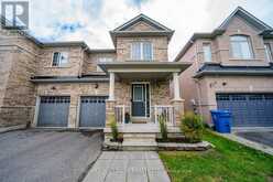 85 VERA LYNN CRESCENT | Whitchurch-Stouffville Ontario | Slide Image Two