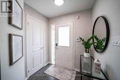 85 VERA LYNN CRESCENT | Whitchurch-Stouffville Ontario | Slide Image Four