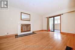622 THE QUEENSWAY | Toronto Ontario | Slide Image Thirteen