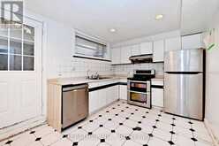 622 THE QUEENSWAY | Toronto Ontario | Slide Image Twenty-nine