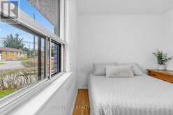 2 DEL RIA DRIVE | Toronto Ontario | Slide Image Nine