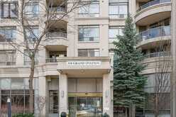 1703 - 310 BURNHAMTHORPE ROAD W | Mississauga Ontario | Slide Image Three