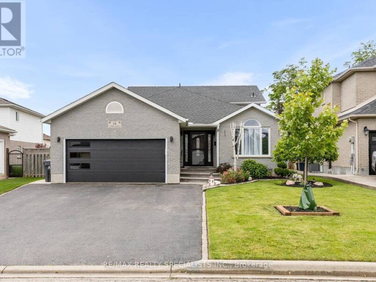 16 LOIS LANE, Guelph, Ontario N1K 1W7