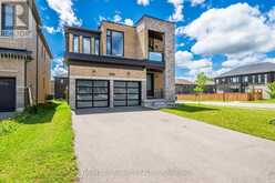 1104 EDINBURGH DRIVE | Woodstock Ontario | Slide Image Nine