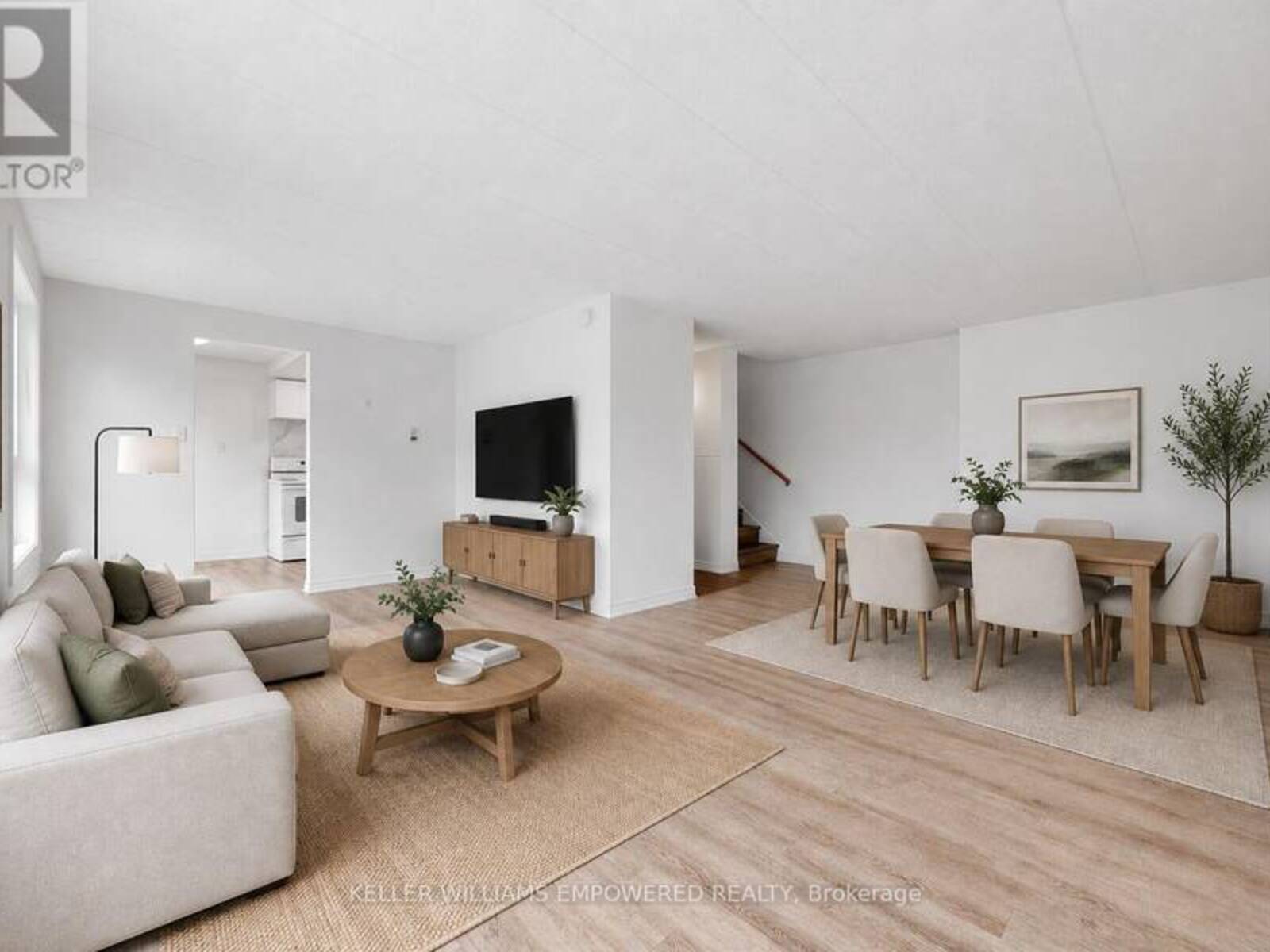 36 - 43 TAUNTON ROAD E, Oshawa, Ontario L1G 3T6