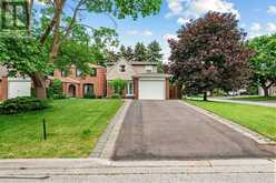 36 RAVENGLOSS DRIVE | Markham Ontario | Slide Image Two