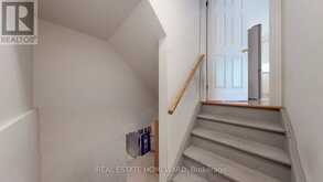 3 - 476 WALKER'S LINE | Burlington Ontario | Slide Image Fifteen