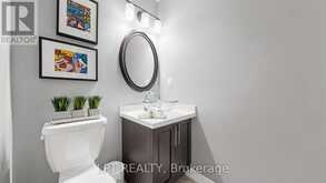 241 HOLLADAY DRIVE | Aurora Ontario | Slide Image Seventeen