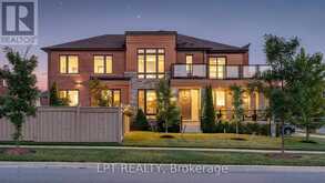 241 HOLLADAY DRIVE | Aurora Ontario | Slide Image Forty-three