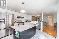 3953 MANATEE WAY | Mississauga Ontario | Slide Image Thirteen