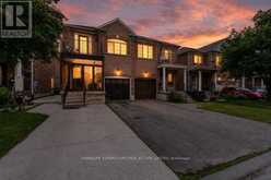 3953 MANATEE WAY | Mississauga Ontario | Slide Image Three