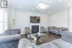 8 W. DYKIE COURT | Bradford West Gwillimbury Ontario | Slide Image Twelve