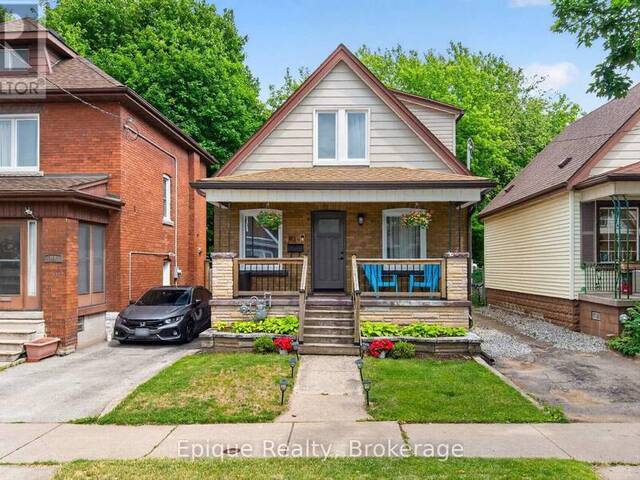 93 GRAHAM AVENUE S Hamilton Ontario, L8K 2M2 - 2 Bedrooms Home For Sale