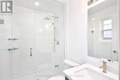 680 WILD ROSE DRIVE | Gravenhurst Ontario | Slide Image Eight