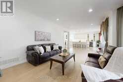 18 MARINUCCI COURT | Richmond Hill Ontario | Slide Image Fifteen