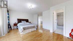 18 MARINUCCI COURT | Richmond Hill Ontario | Slide Image Thirty