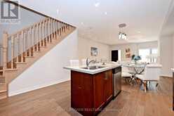 17 ZENYATTA LANE | East Gwillimbury Ontario | Slide Image Eighteen