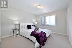 17 ZENYATTA LANE | East Gwillimbury Ontario | Slide Image Twenty-four