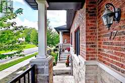 17 ZENYATTA LANE | East Gwillimbury Ontario | Slide Image Four