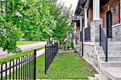 17 ZENYATTA LANE | East Gwillimbury Ontario | Slide Image Five