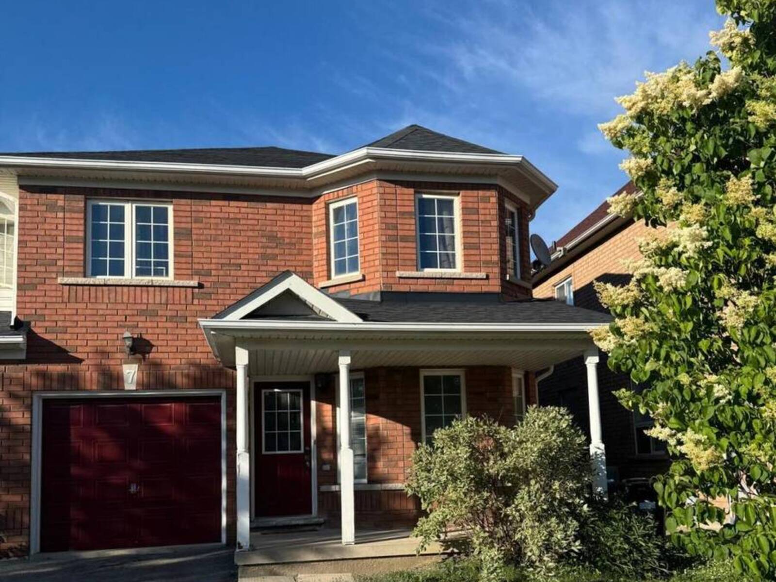 7 FROSTBITE LANE, Brampton, Ontario L6R 3L6