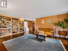 89 MAIN STREET S | Markham Ontario | Slide Image Twelve
