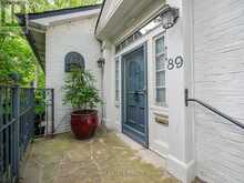 89 MAIN STREET S | Markham Ontario | Slide Image Three