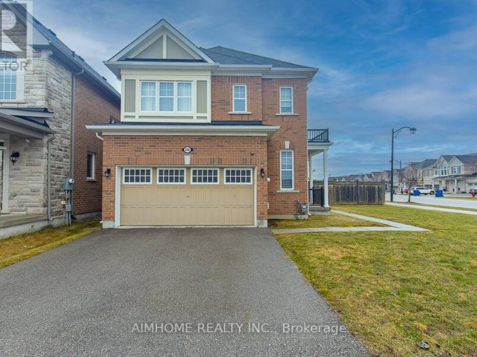 246 THOMAS PHILLIPS DRIVE, Aurora, Ontario L4G 0T6
