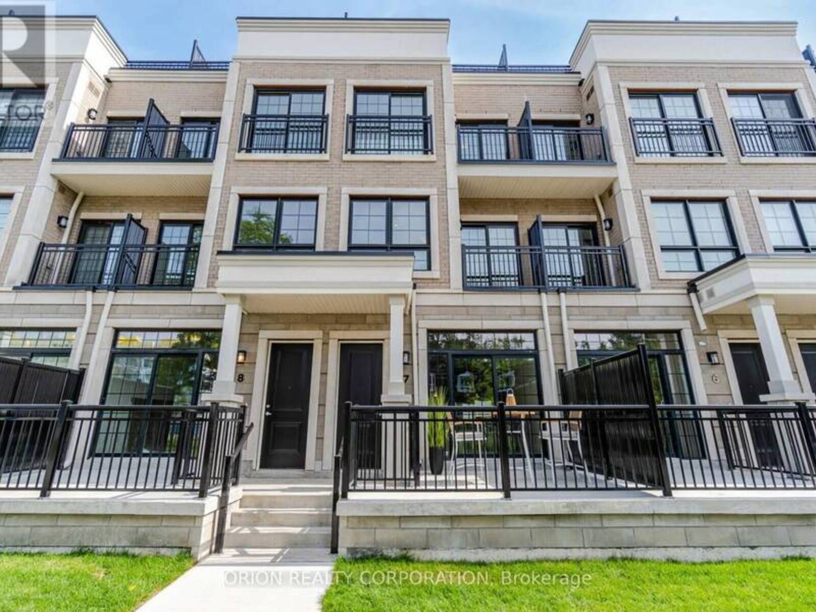 7 - 95 BROOKFIELD ROAD, Oakville, Ontario L6K 2Y8