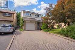 96 ROYAL PALM DRIVE | Brampton Ontario | Slide Image Three