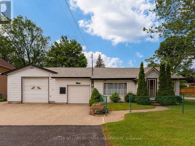 1300 MEREDITH AVENUE Mississauga Ontario, L5E 2E5 - 2 Bedrooms Home For Sale