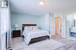 33 MCCANN LANE | Angus Ontario | Slide Image Sixteen