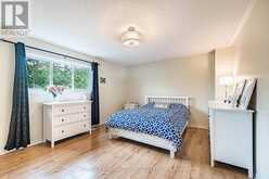 2447 NEW WOOD DRIVE | Oakville Ontario | Slide Image Nineteen