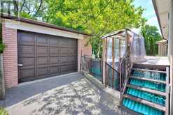 37 NEWLIN CRESCENT | Toronto Ontario | Slide Image Fifty