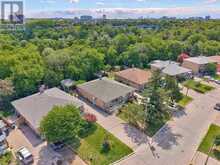37 NEWLIN CRESCENT | Toronto Ontario | Slide Image Seven