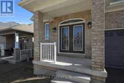 57 HOPKINS CRESCENT N | Bradford West Gwillimbury Ontario | Slide Image Three