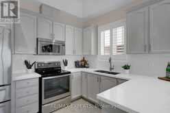 57 HOPKINS CRESCENT N | Bradford West Gwillimbury Ontario | Slide Image Thirteen