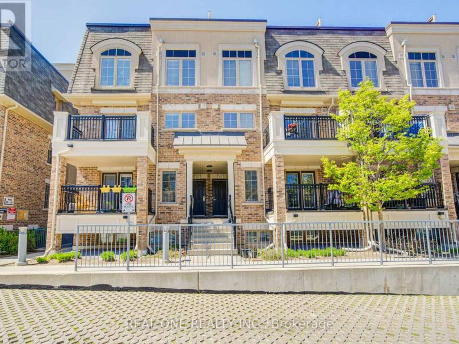 14 - 2441 GREENWICH DRIVE, Oakville, Ontario L6M 0S3