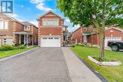 62 RAVENSCLIFFE COURT | Brampton Ontario | Slide Image One