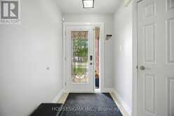 62 RAVENSCLIFFE COURT | Brampton Ontario | Slide Image Four