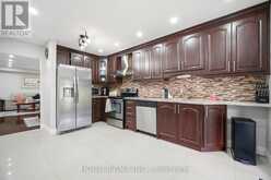 62 RAVENSCLIFFE COURT | Brampton Ontario | Slide Image Nine