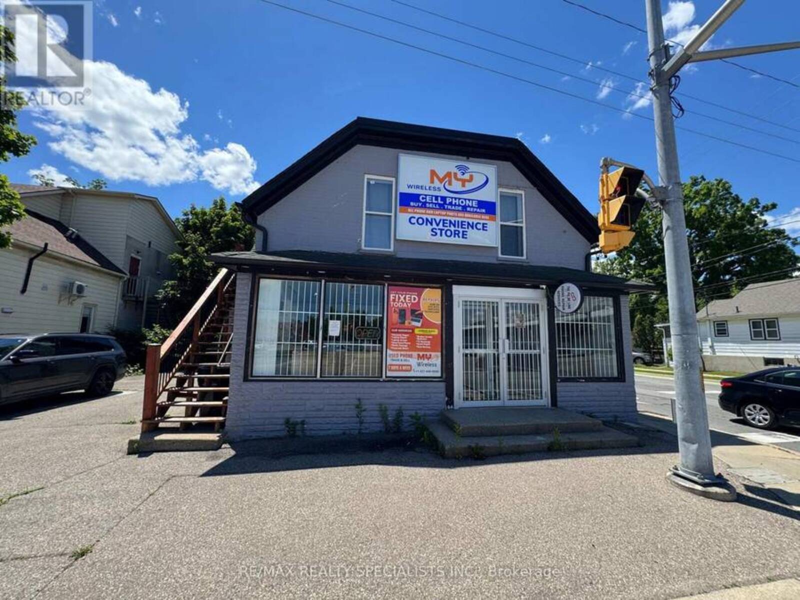 25 PARK HILL ROAD W, Cambridge, Ontario N1S 1C8