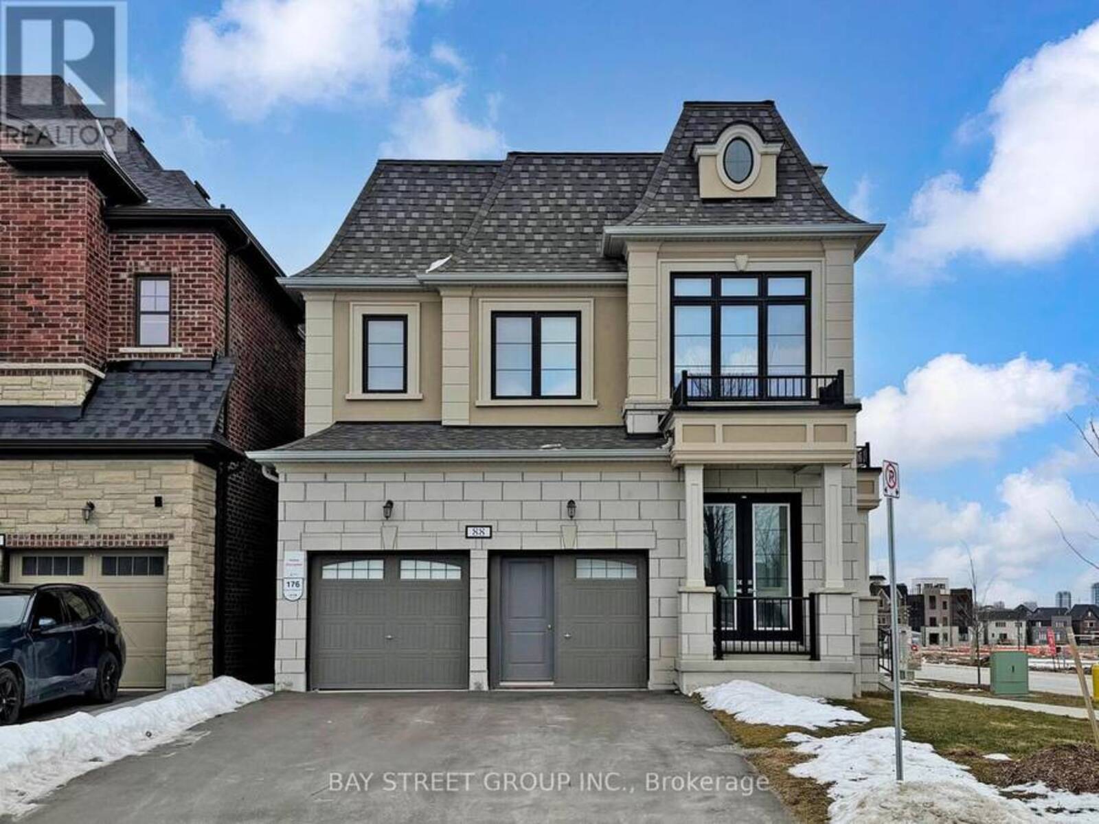 88 HARVEY BUNKER CRESCENT, Markham, Ontario L6C 2A5