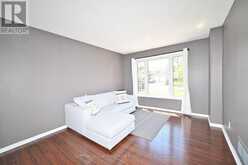 98 CARDINAL STREET | Barrie Ontario | Slide Image Five