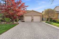 14 ORMANDY COURT | Whitby Ontario | Slide Image Four