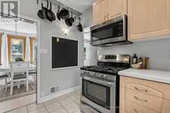 72 VINCENT STREET | Newmarket Ontario | Slide Image Seventeen